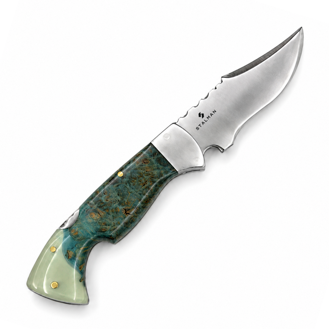 Canivete Aço Carbono 4 Polegadas - Cabo em Maple Burl e Resina Fotoluminescente Canivete Aço Carbono 4 Polegadas - Cabo em Maple Burl e Resina Fotoluminescente